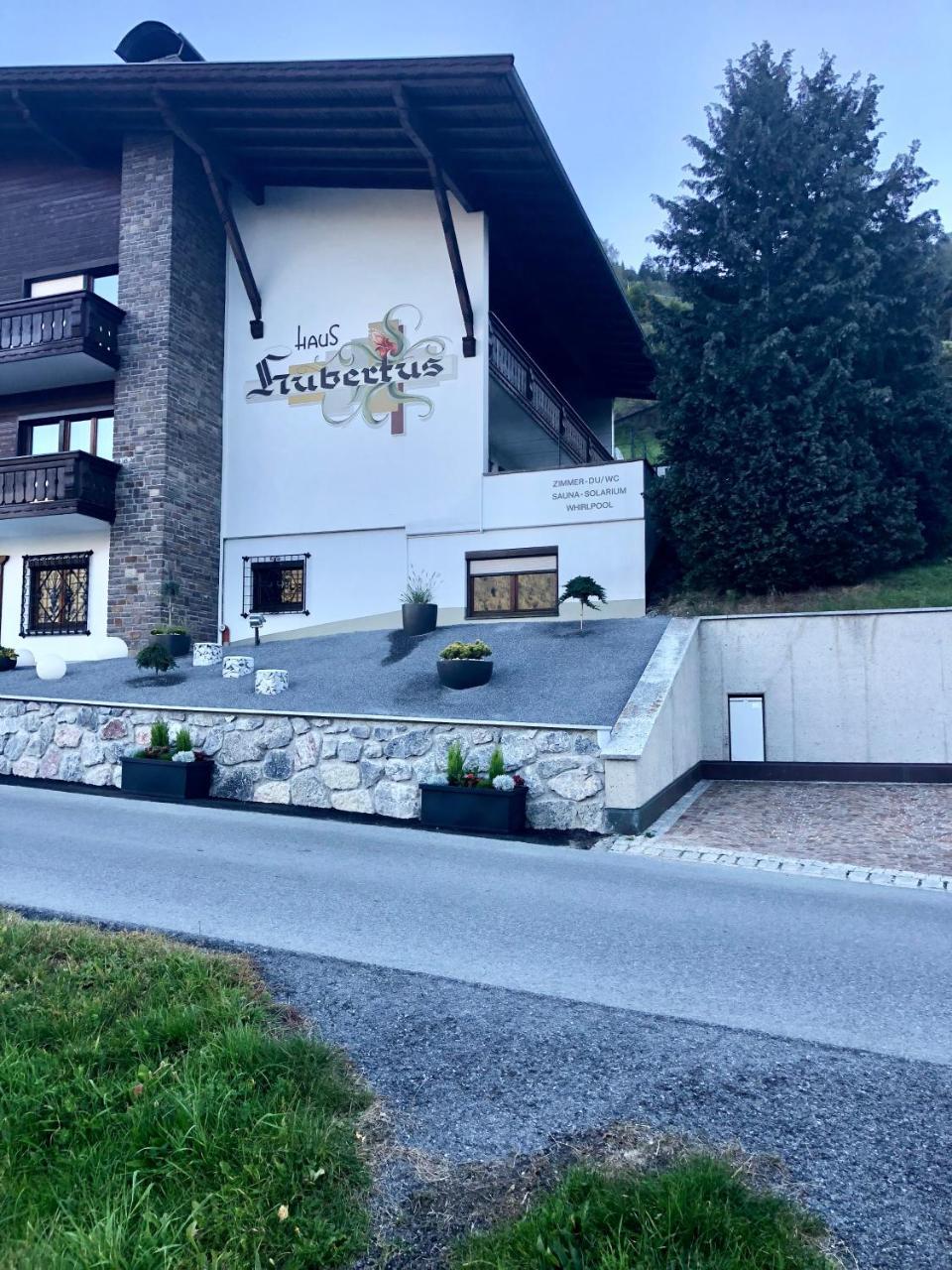 Haus Hubertus Wintersaison Und Sommersaison Bed & Breakfast Jerzens Exterior photo